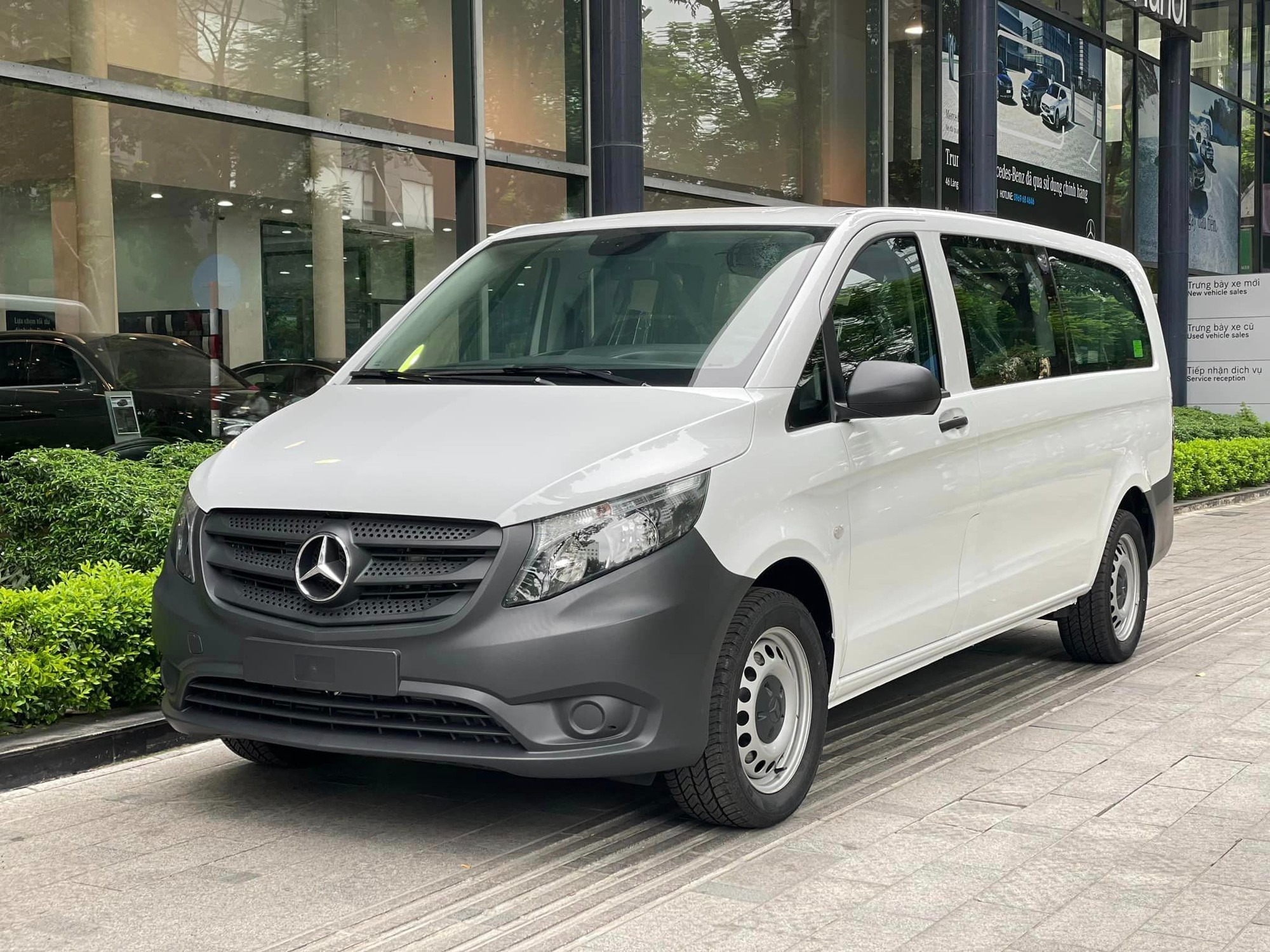 Chi Tiết MercedesBenz Vito Tourer 9 Chỗ Máy Dầu