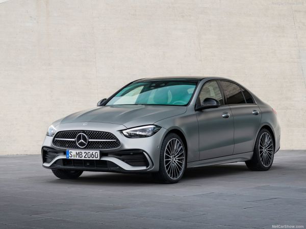 Hướng dẫn mua MercedesAMG C300: Trả thẳng, trả góp và các thủ tục cần biết