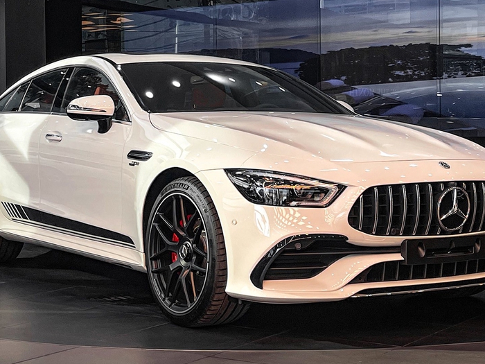 Đánh Giá Giá Trị: MercedesAMG GT 53 Có Xứng Đáng Với Mức Giá?