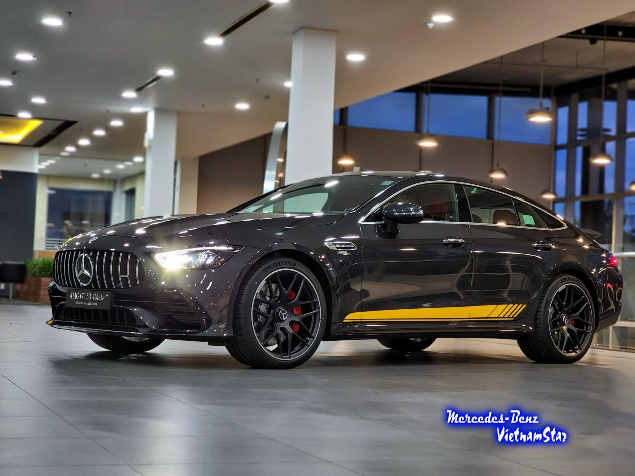 Hướng Dẫn Mua MercedesAMG GT 53 Trả Góp và Các Ưu Đãi Hiện Hành