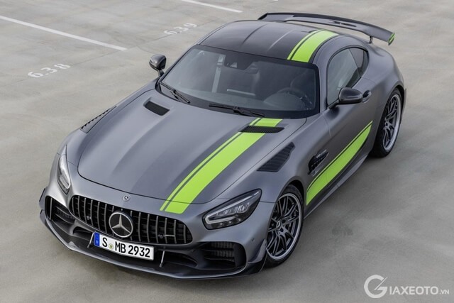 Giá xe MercedesAMG GTR mới nhất tại Việt Nam (Cập nhật [Năm hiện tại])
