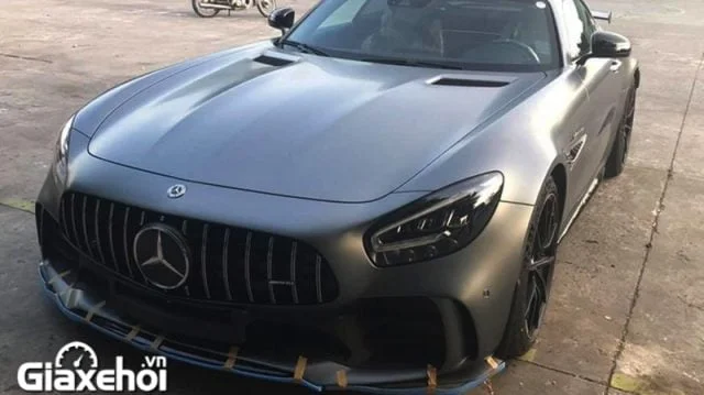 Thông số kỹ thuật & Hiệu suất 'khủng' của MercedesAMG GTR
