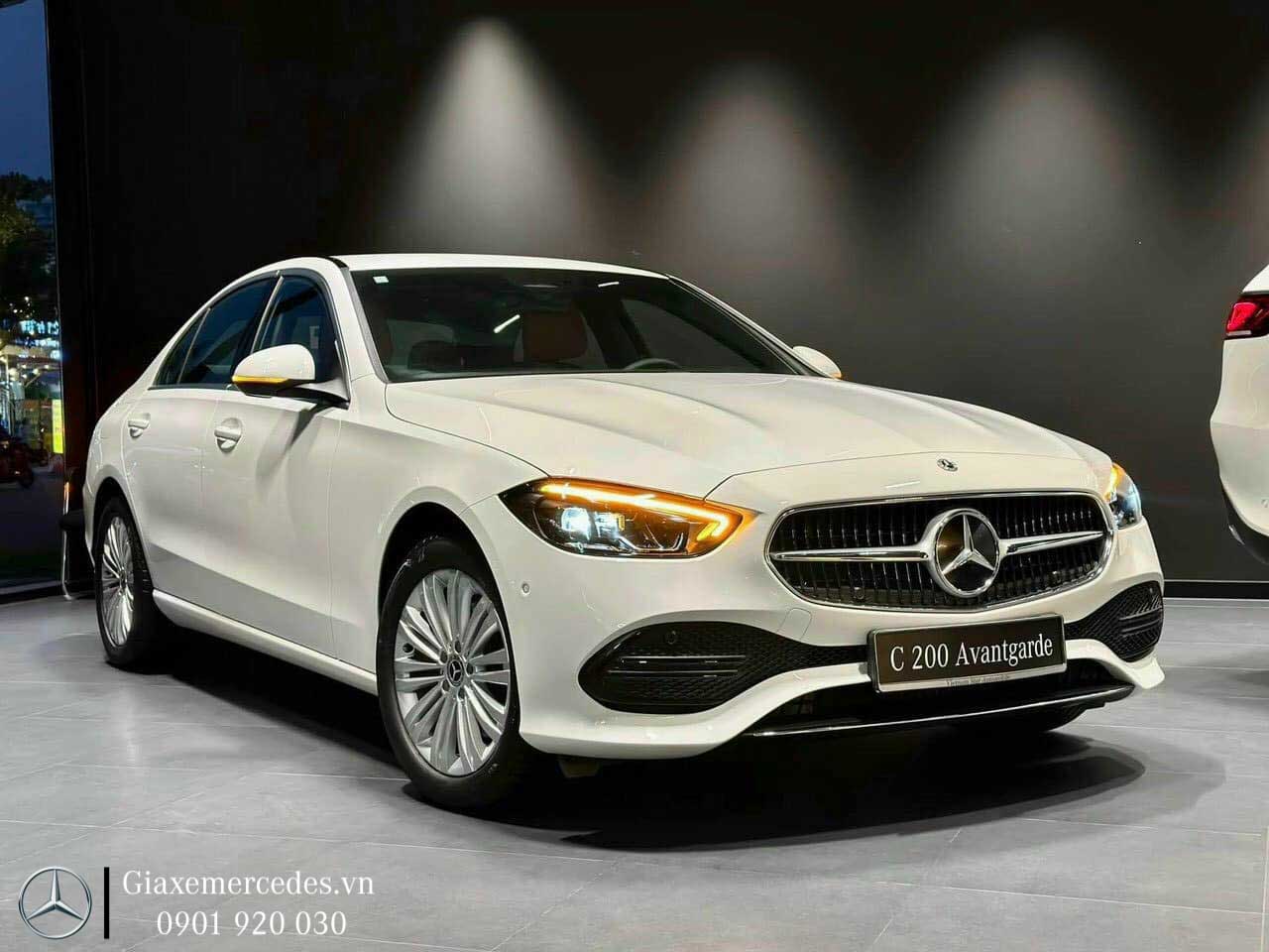 Giá Lăn Bánh MercedesBenz C200 và Các Chi Phí Phát Sinh