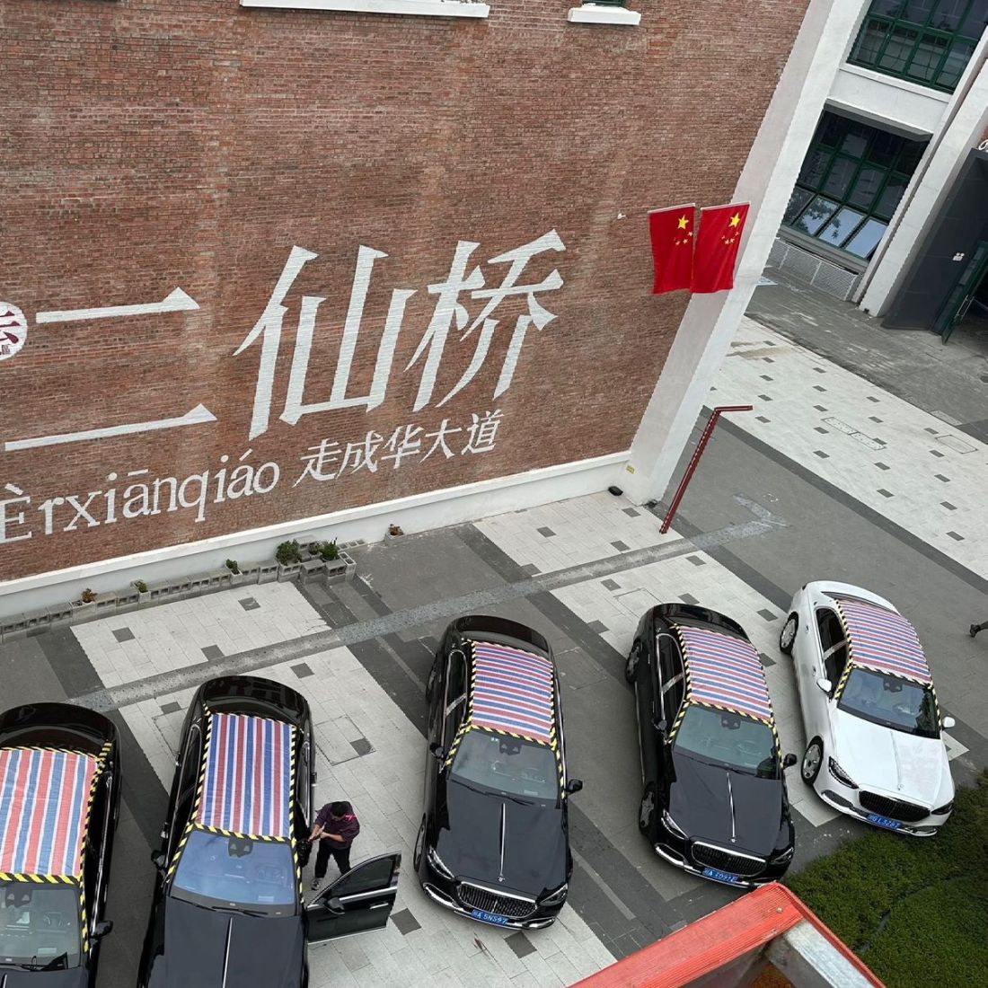 Động thái của MercedesBenz: Lời xin lỗi và nỗ lực khắc phục