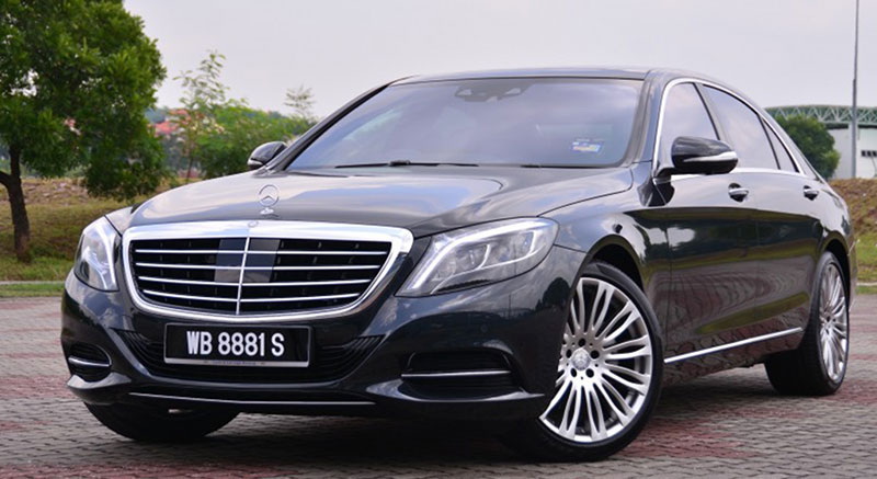 Các yếu tố quan trọng ảnh hưởng đến giá xe Mercedes C400 cũ