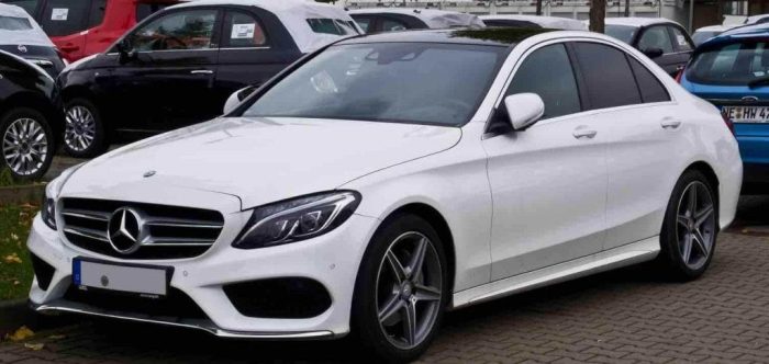 Yếu Tố Quyết Định Giá Trị Của Mercedes C500 Đã Qua Sử Dụng
