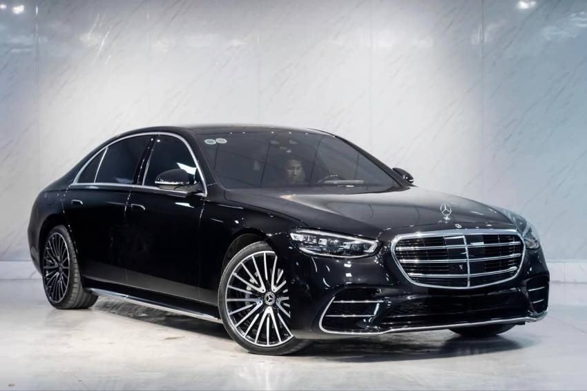 Chi Phí Nuôi Xe Mercedes C500: Ngoài Giá Mua Còn Gì?