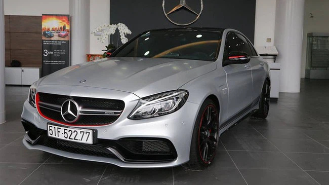 MercedesAMG C 63 Cũ giá bao nhiêu?