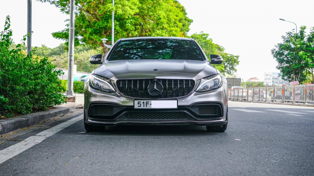 MercedesAMG C63 S Có Gì Đặc Biệt? Đánh Giá Chi Tiết Giá Trị Nội Tại