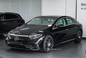 mercedes chay dien 1