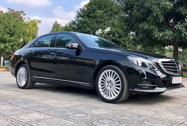 Giá xe Mercedes E400 AMG mới nhất: Cập nhật chi tiết