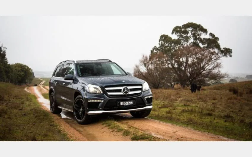 Ngoại thất sang trọng và nội thất tiện nghi trên Mercedes GL350