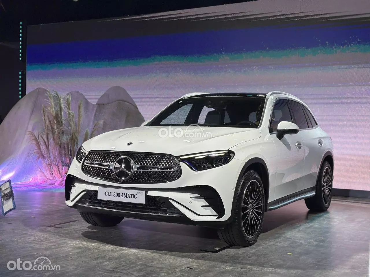 Chương trình ưu đãi và khuyến mãi khi mua Mercedes GLC 300