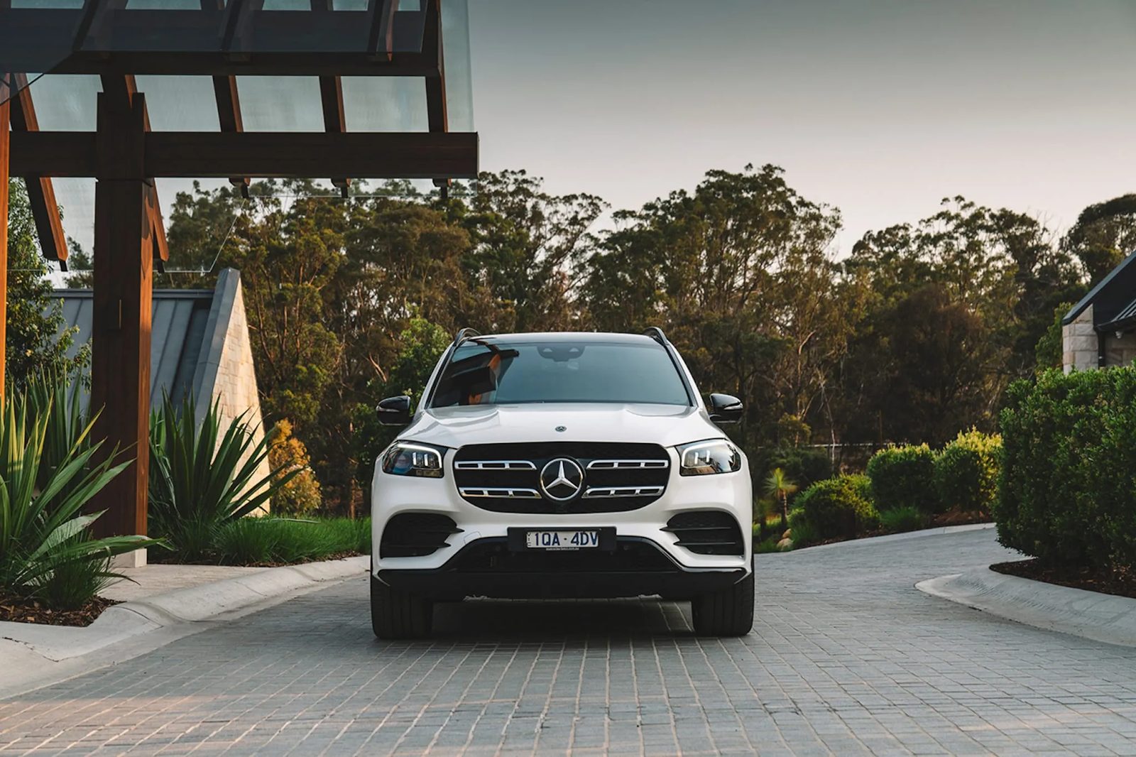 Chi tiết giá lăn bánh Mercedes GLS 400 tại các tỉnh thành
