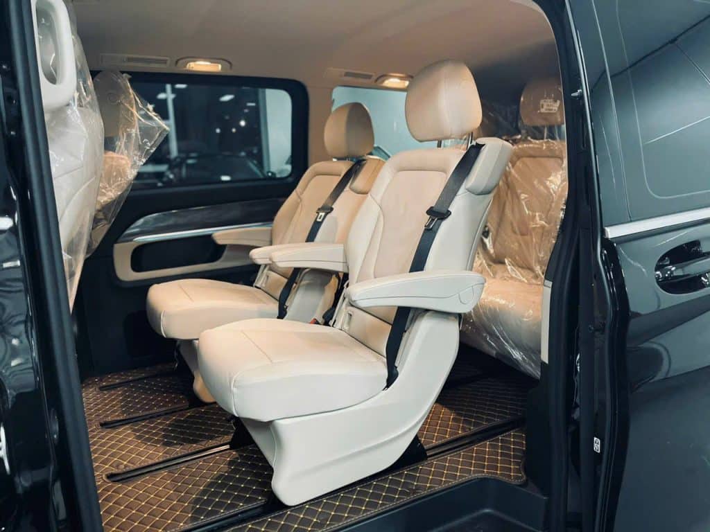 Trải nghiệm không gian nội thất và tiện nghi khoang hành khách V250