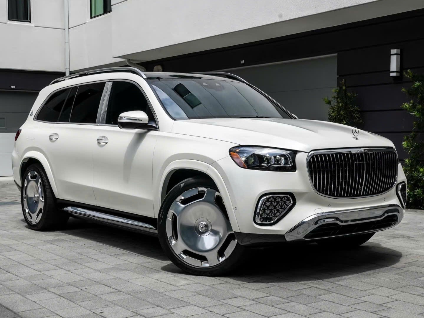 Tổng Quan MercedesMaybach GLS 600: Biểu Tượng Của Sự Sang Trọng Tuyệt Đối