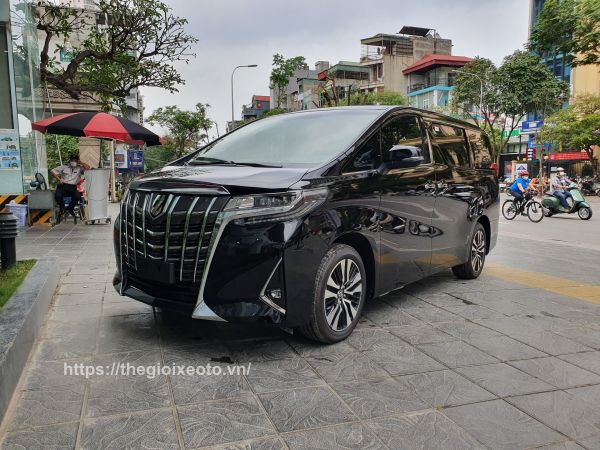 So Sánh Các Mô Hình Toyota Alphard Theo Năm Sản Xuất: Ưu Nhược Điểm