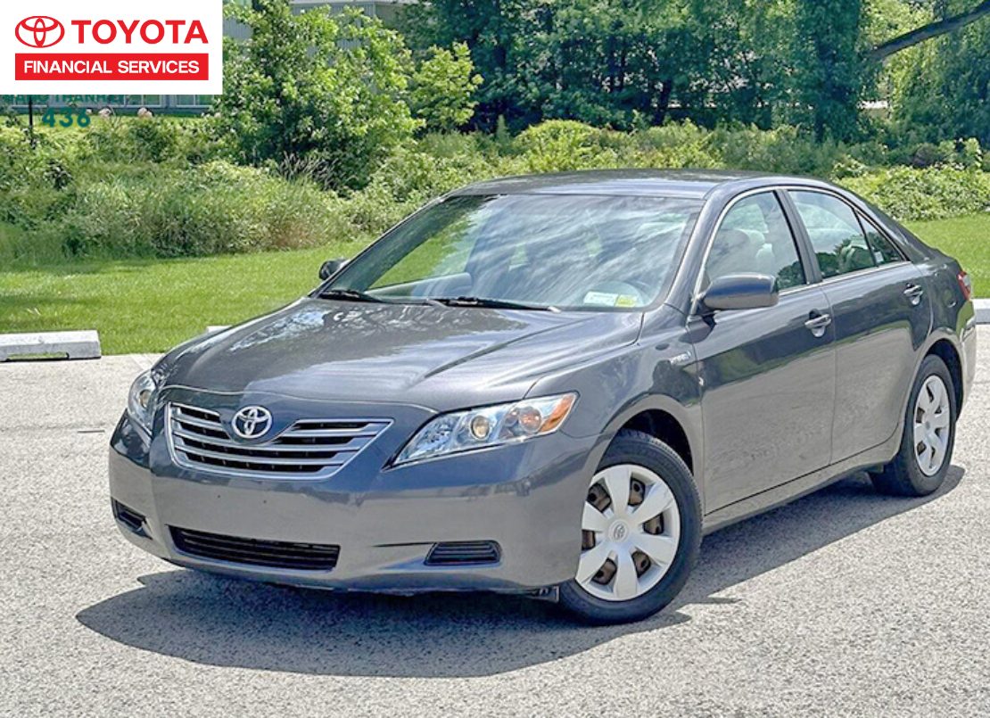 Tính Toán Chi Phí Mua Xe Toyota Yaris Cross Trả Góp: Công Cụ Ước Tính và Các Loại Phí Phát Sinh (Sử dụng công cụ tính toán trả góp để dự trù chi phí ban đầu, hàng tháng và các khoản phí khác liên quan đến việc sở hữu xe.)