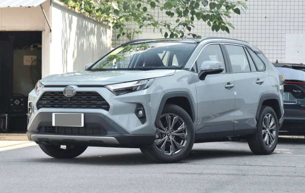 Thiết kế ngoại thất: Đánh giá kiểu dáng và tính thẩm mỹ