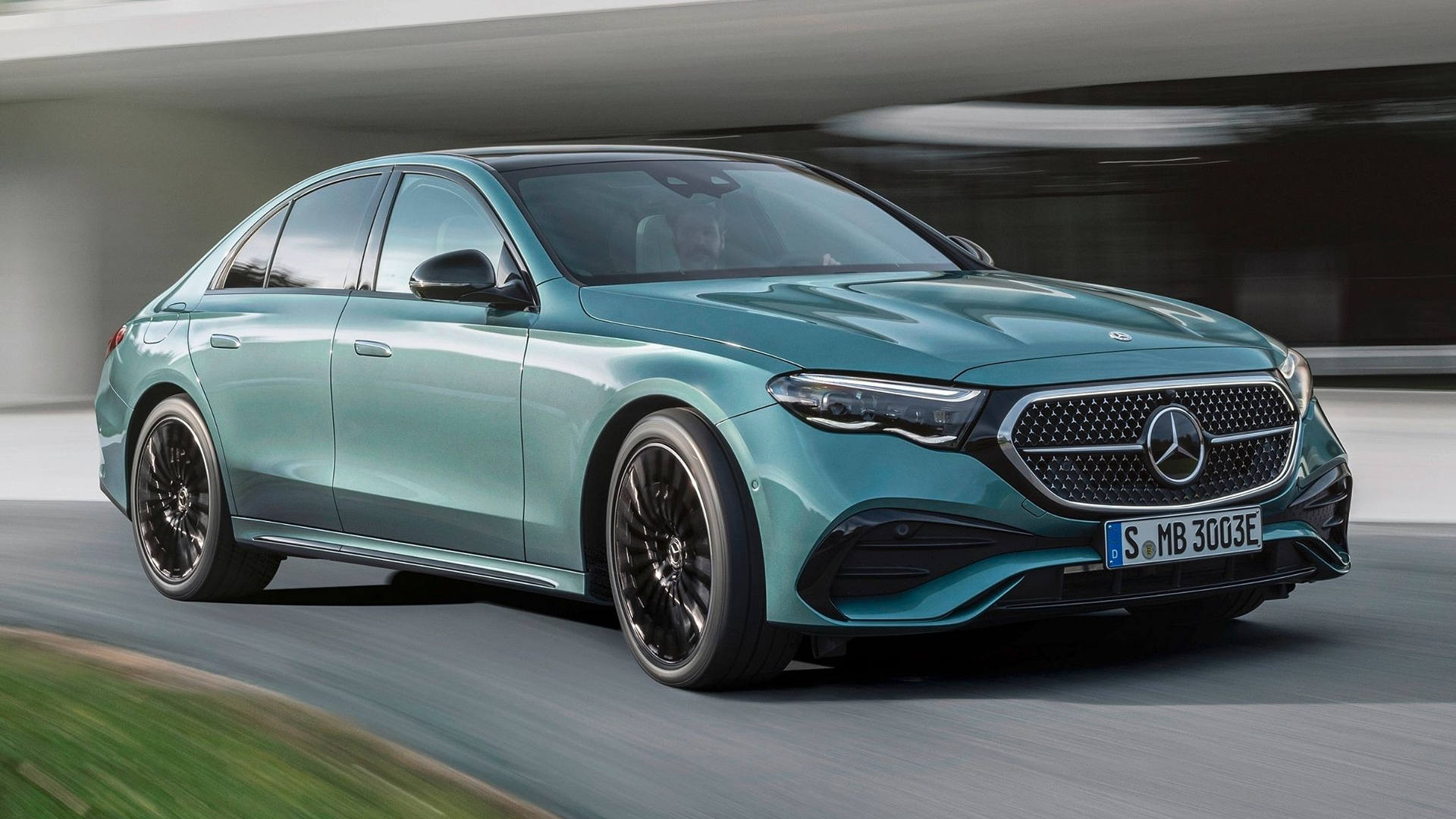 Giải mã cấu trúc phân khúc xe MercedesBenz: Hơn cả tên gọi