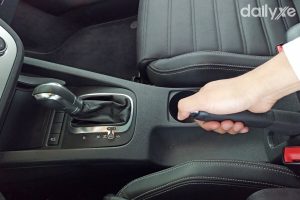 phanh tay xe mercedes o dau 3