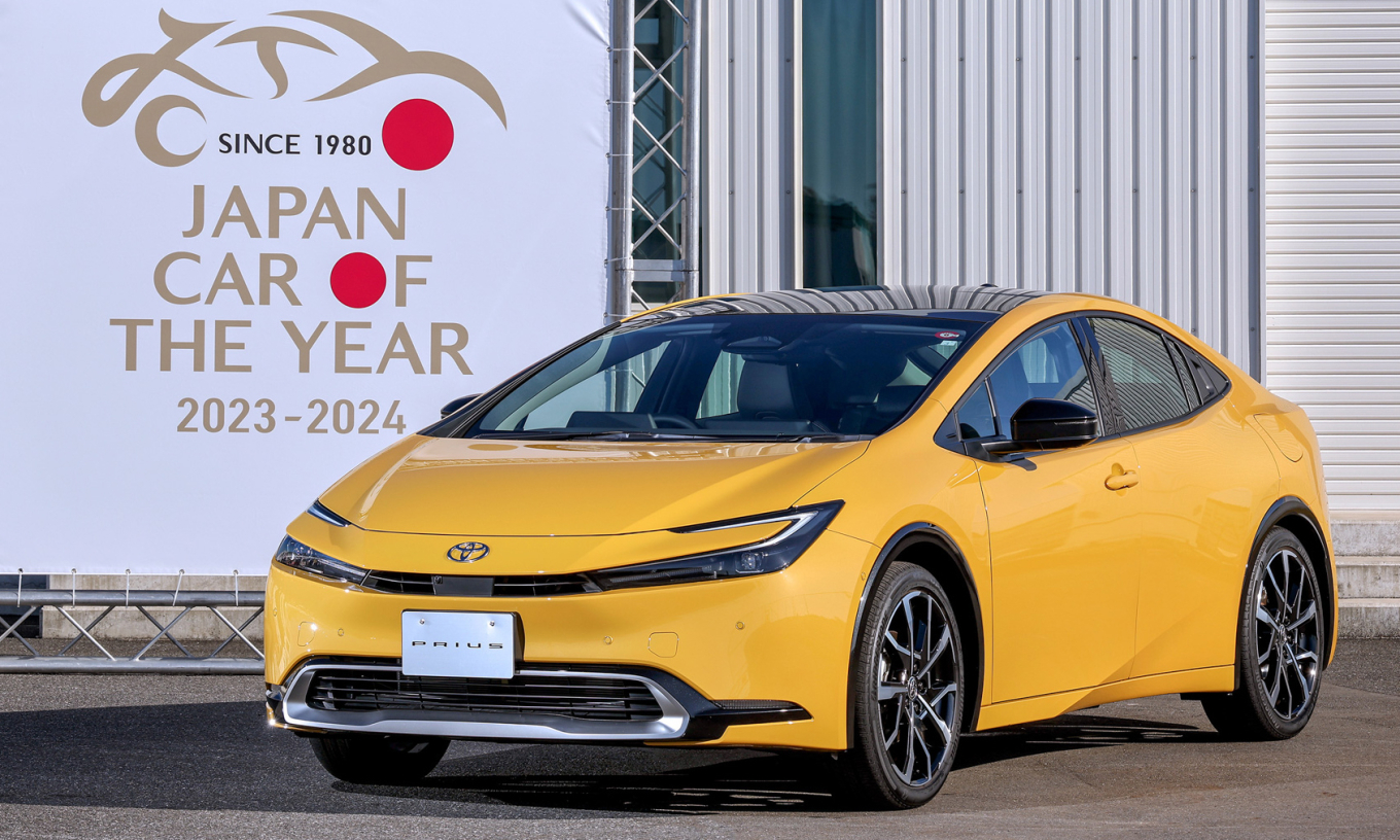 Hiệu suất nhiên liệu và khả năng vận hành của Toyota Prius 2024