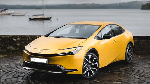 Đánh giá độ an toàn và các tính năng hỗ trợ lái xe của Toyota Prius 2024