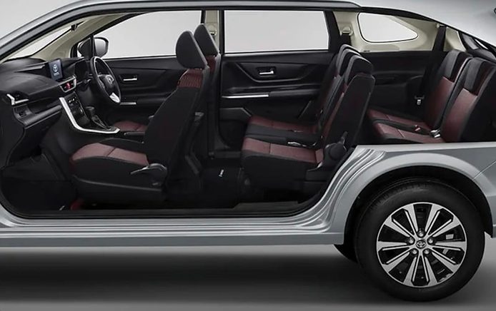 Nội Thất và Tiện Nghi: Veloz Sang Trọng và XL7 Thực Dụng