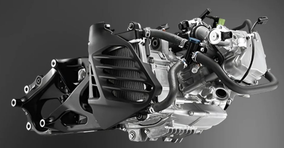 Vận Hành và An Toàn: Động Cơ, Hộp Số, Cảm Giác Lái và Các Tính Năng An Toàn (So sánh về động cơ, hộp số, hệ thống treo, cảm giác lái, mức tiêu hao nhiên liệu, và các tính năng an toàn chủ động và thụ động của cả hai xe. Đánh giá khả năng vận hành và sự an toàn của từng xe.)