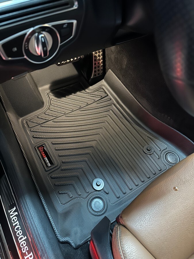 Thảm lót sàn Mercedes chính hãng và các thương hiệu uy tín trên thị trường