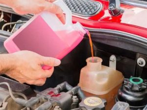 thay nuoc lam mat xe mercedes 4