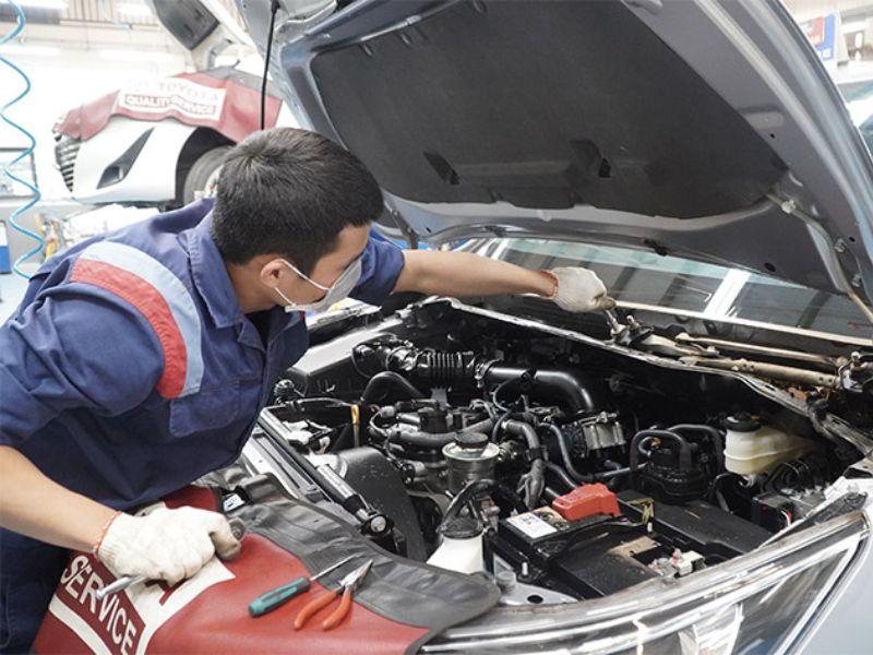 Nội Thất & Ngoại Thất Toyota 4Runner 2013: Thiết Kế, Tiện Nghi & Tính Năng