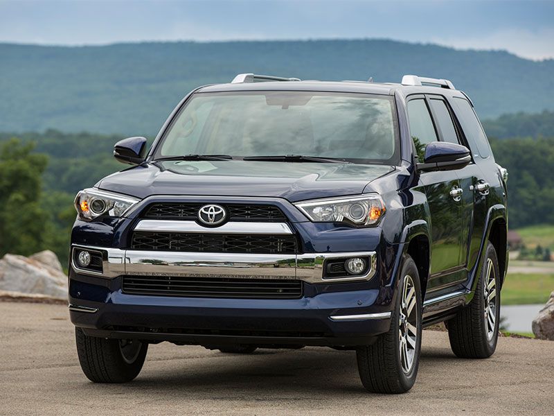 Ưu điểm vượt trội của Toyota 4Runner: Tại sao nó vẫn được ưa chuộng trên thị trường xe cũ?