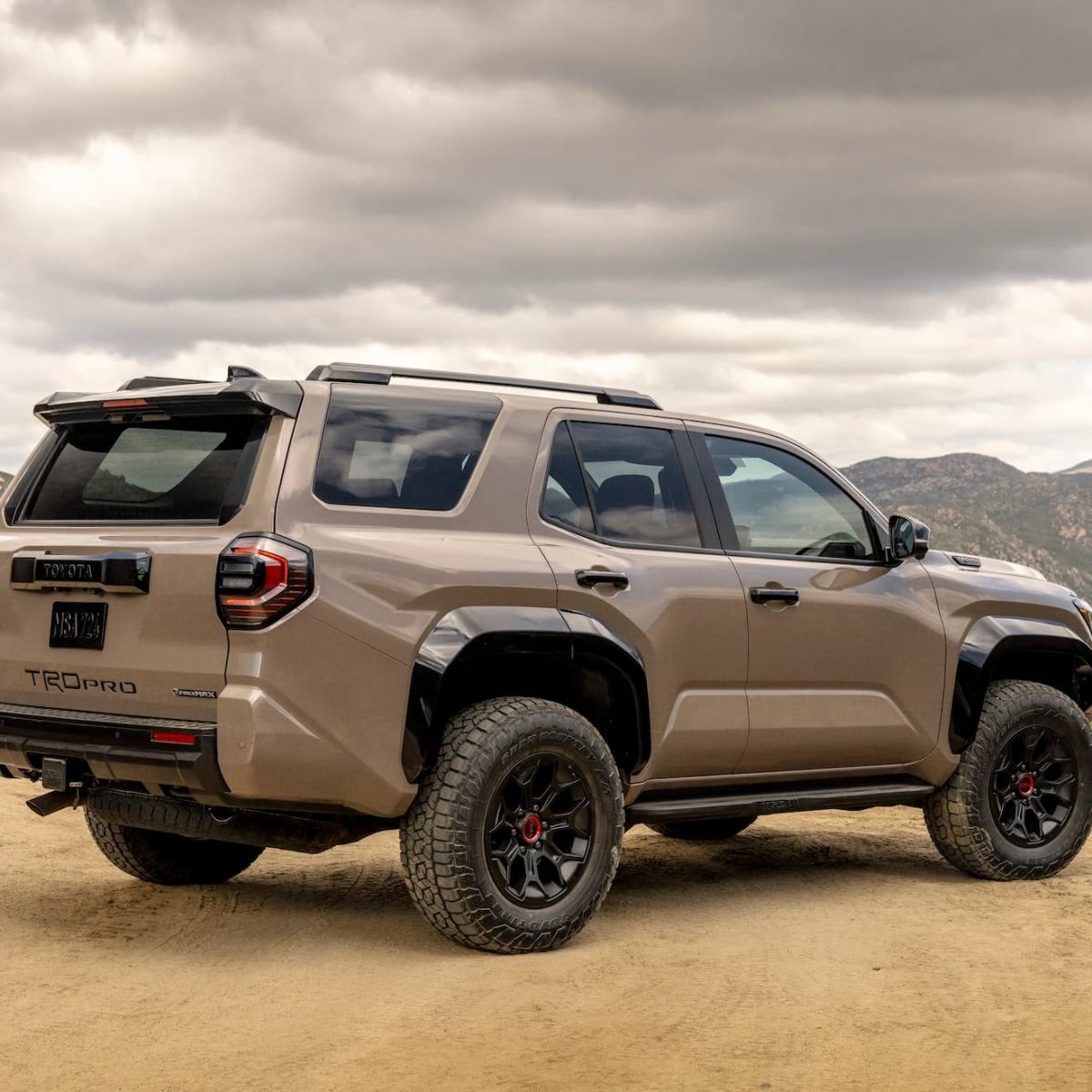 Phụ kiện hỗ trợ kéo cho Toyota 4Runner: Nâng cao hiệu suất và an toàn