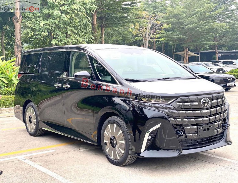 Giá Bán và Ưu Đãi Mới Nhất Khi Mua Toyota Alphard 2024 HEV tại Việt Nam