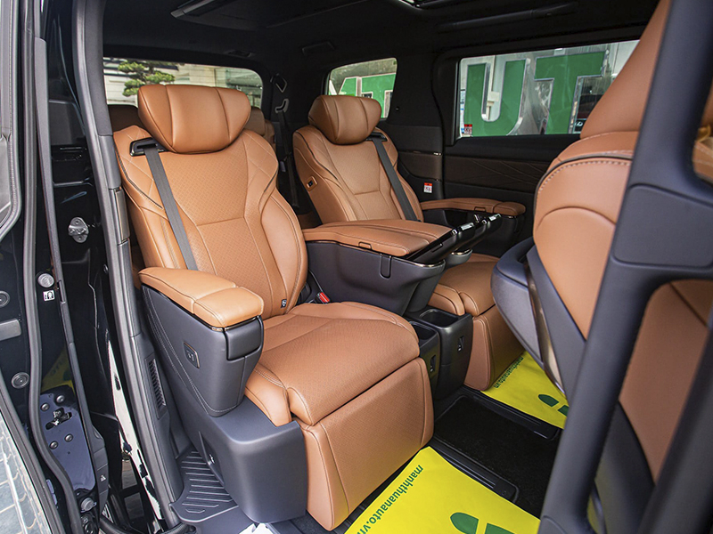 Thiết kế ngoại thất và nội thất đột phá của Toyota Alphard 2025: Đánh giá chi tiết