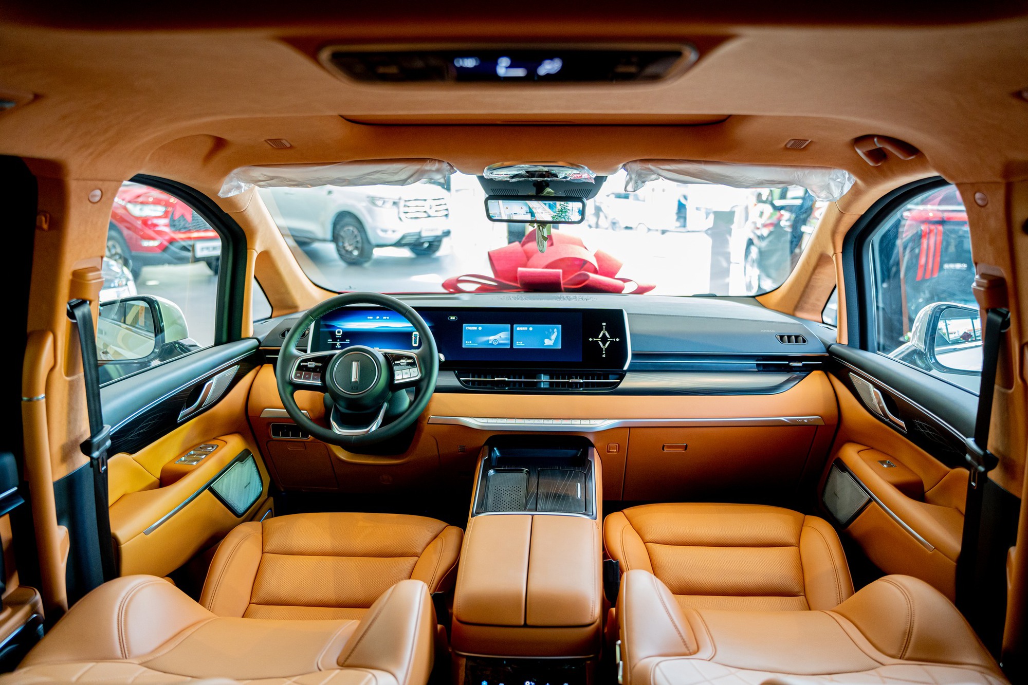 Vật Liệu Nội Thất Cao Cấp và Tùy Chọn Cá Nhân Hóa trên Alphard 2025