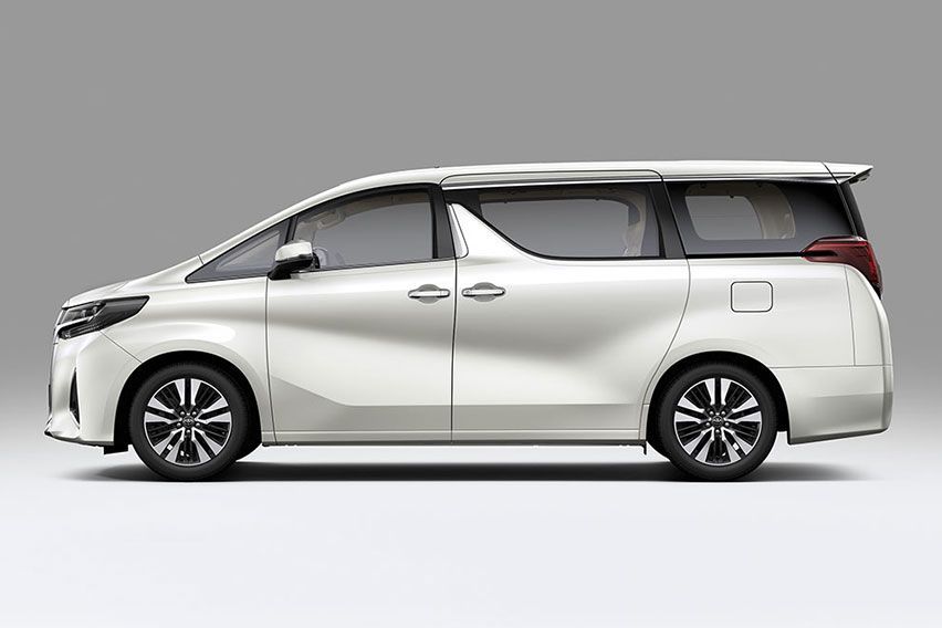 toyota alphard hev 4