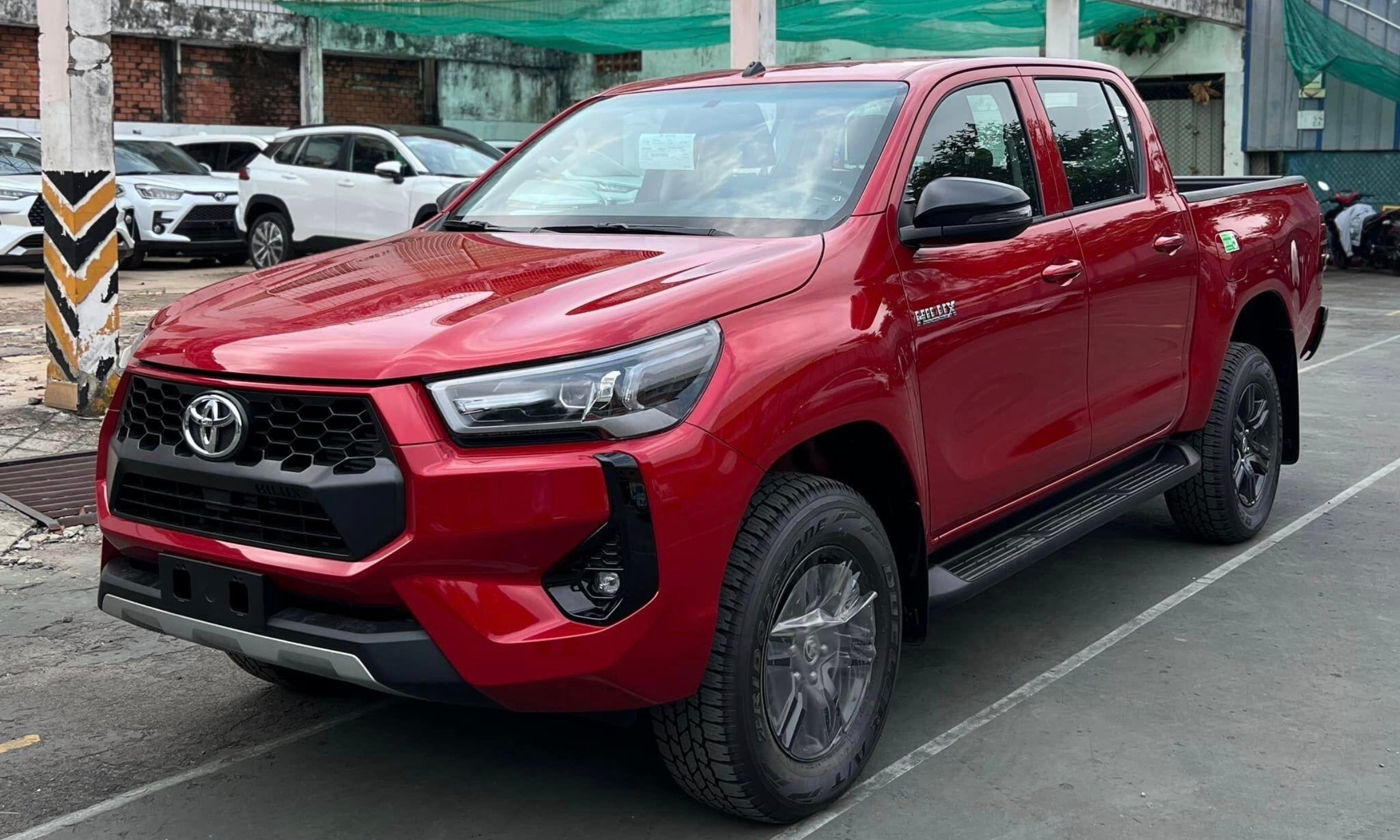 Chi Phí Độ Toyota Hilux: Dự Toán Ngân Sách và Các Yếu Tố Ảnh Hưởng