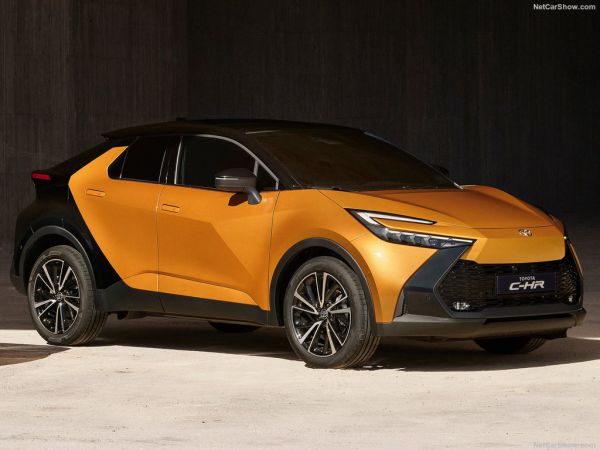 Chi tiết các khoản phí và thuế cấu thành giá lăn bánh Toyota CHR 2024