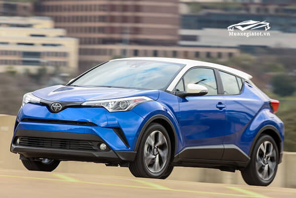Đánh Giá Chi Tiết Nội Ngoại Thất Toyota CHR Benzina: Thiết Kế Ấn Tượng, Trang Bị Tiện Nghi