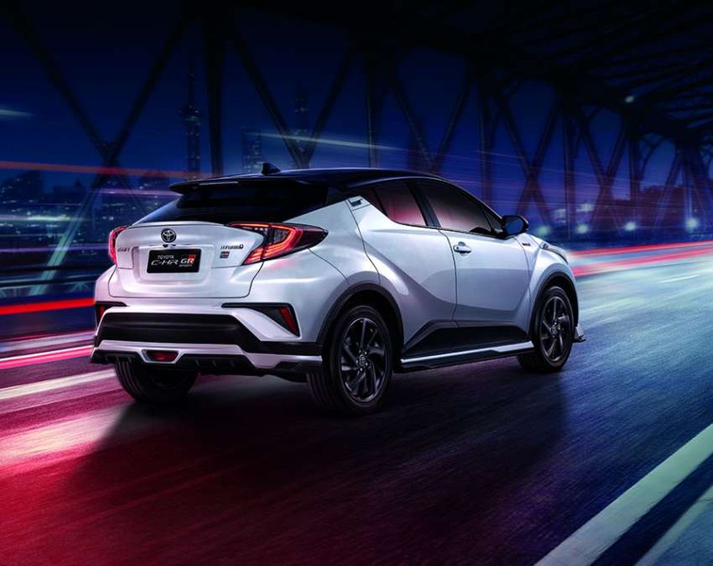 Nên Mua Toyota CHR GR Sport: Phân Tích Ưu Nhược Điểm và Tính Phù Hợp