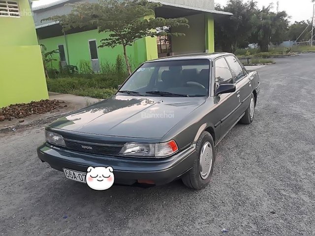 Giá Trị Sưu Tầm và Thị Trường Xe Cũ Toyota Camry 1990: Giá Bán và Tình Trạng Xe