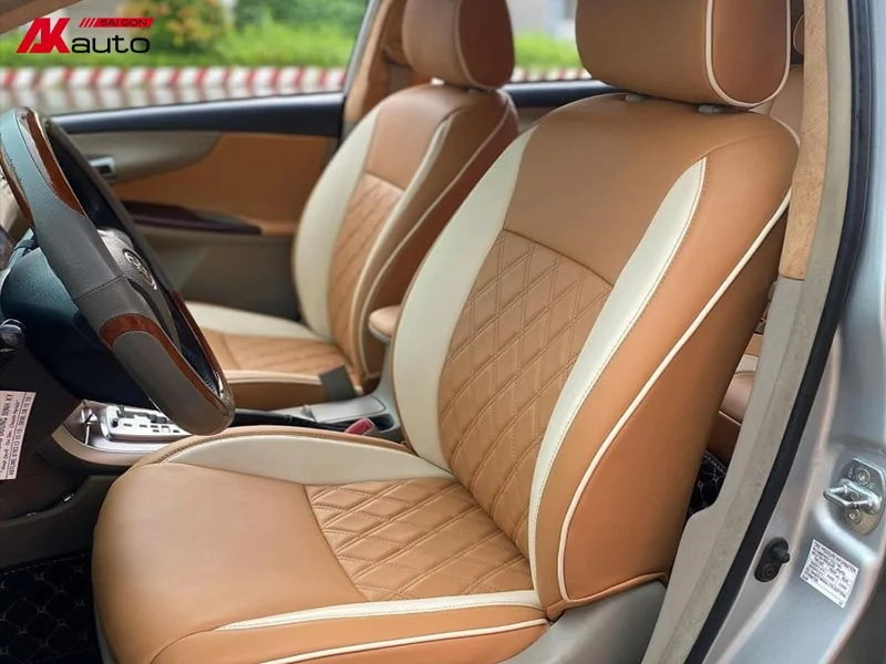 Nội thất Toyota Camry 2004: Tiện nghi, không gian và chất lượng vật liệu