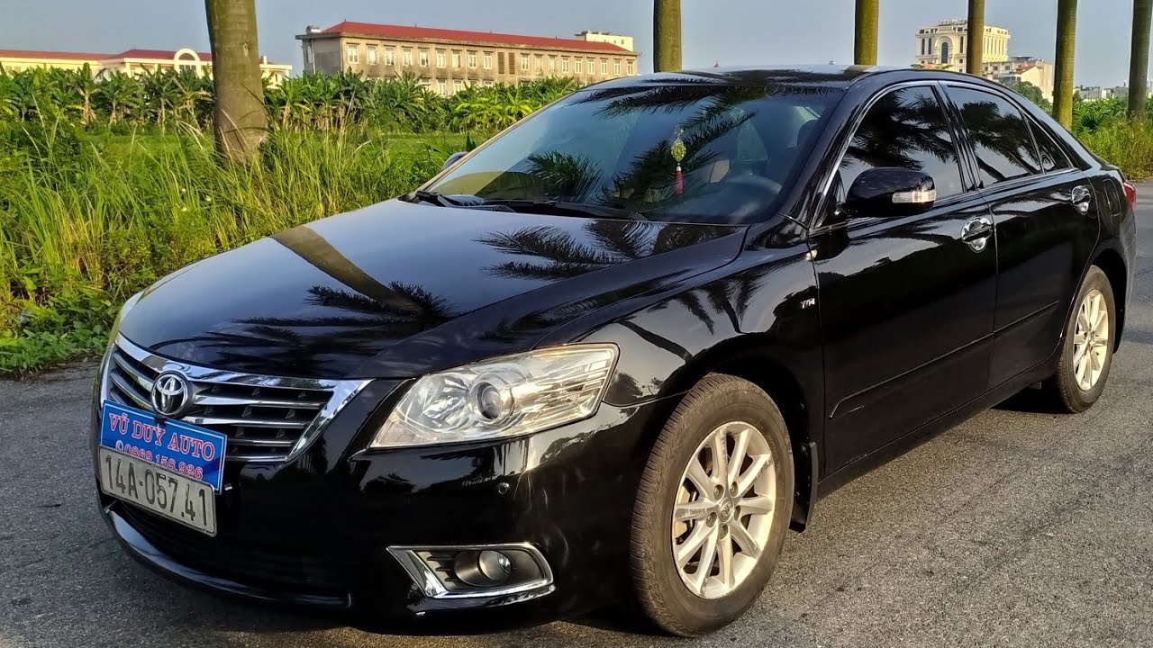 Toyota Camry 2010: Đánh Giá Chi Tiết Từ Người Dùng & Chuyên Gia