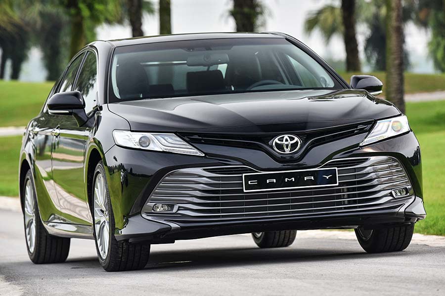 Thông Số Kỹ Thuật Toyota Camry 2019: Động Cơ, Trang Bị & Tiêu Hao Nhiên Liệu