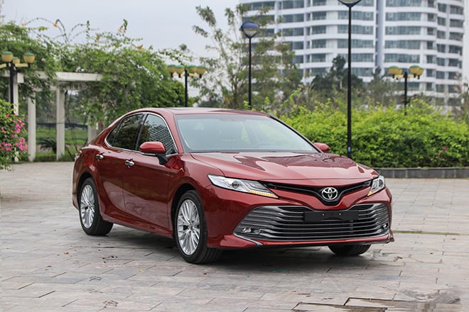 Ưu nhược điểm Toyota Camry 2022: Phân tích chi tiết để đưa ra quyết định mua sáng suốt
