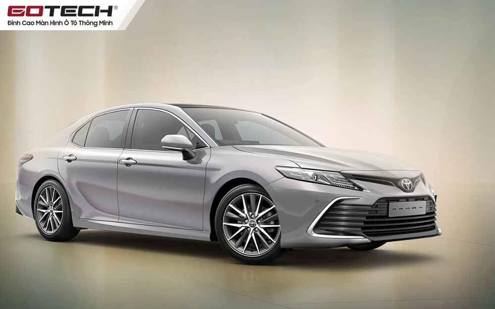 Toyota Camry 2024: Nội thất, tiện nghi và hệ thống giải trí có gì mới?