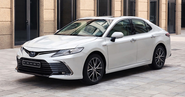 Chi phí sử dụng Toyota Camry cũ: Bảo dưỡng, sửa chữa, xăng xe và các chi phí khác