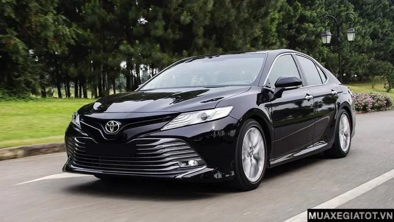 So Sánh Toyota Camry Đen Với Các Màu Sắc Khác: Ưu Nhược Điểm & Lựa Chọn Phù Hợp